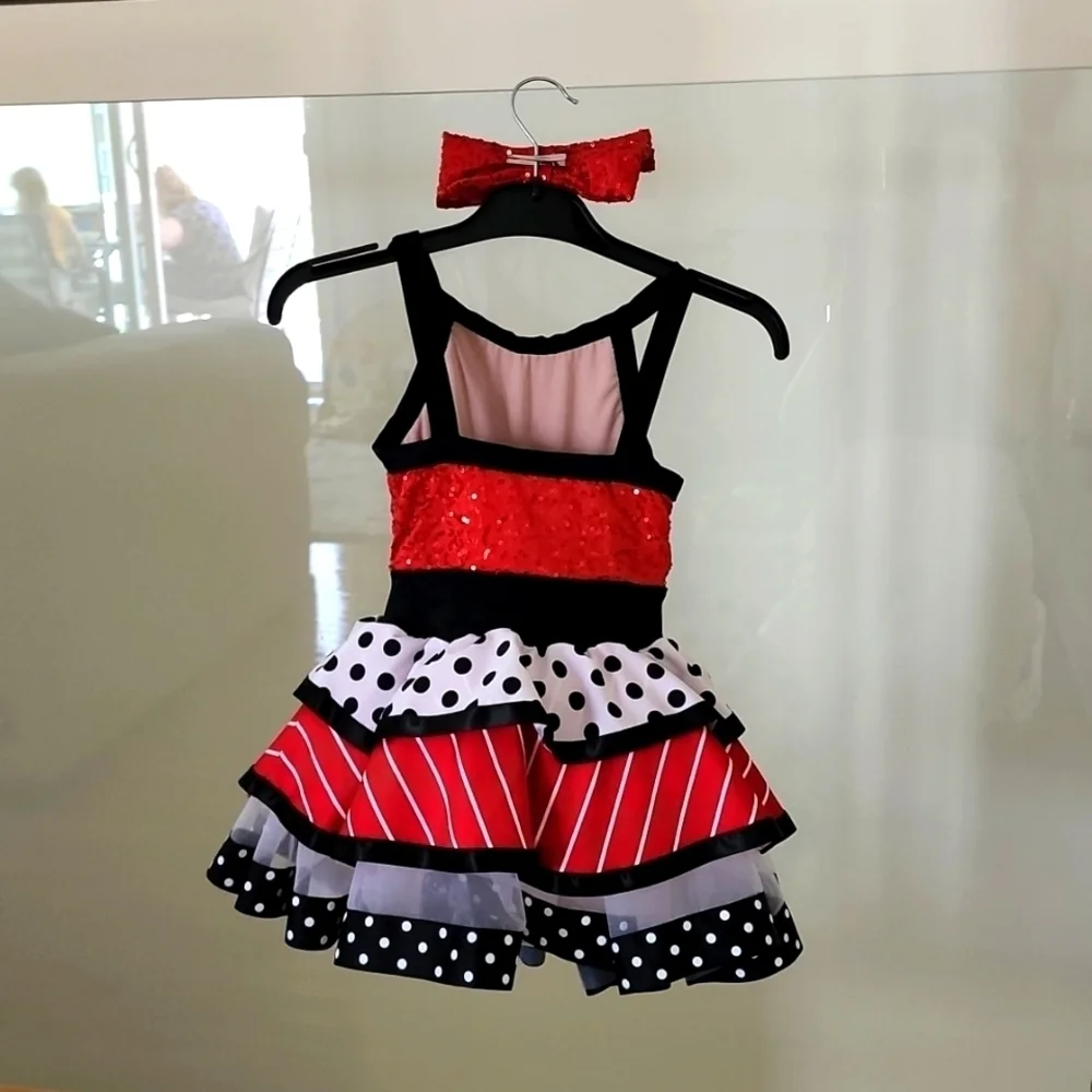 Weissman girl's costume.  Size SC